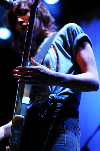 2004-05-20 - Sahara Hotnights från Stora Teatern, Göteborg