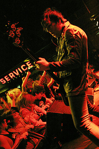 2004-10-08 - The (International) Noise Conspiracy at The Tivoli, Helsingborg