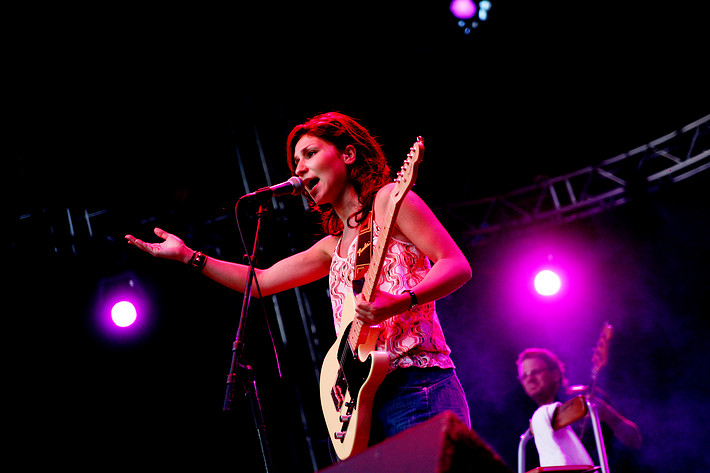 2006-07-07 - Laleh at Peace & Love, Borlänge