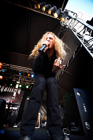2006-07-08 - Dark Tranquillity at Peace & Love, Borlänge