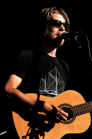 2006-07-20 - Kristofer Åström at Trästockfestivalen, Skellefteå