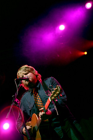 2006-07-28 - Danny George Wilson at Storsjöyran, Östersund