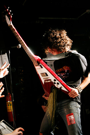 2005-12-09 - Electric Eel Shock at Sticky Fingers, Göteborg