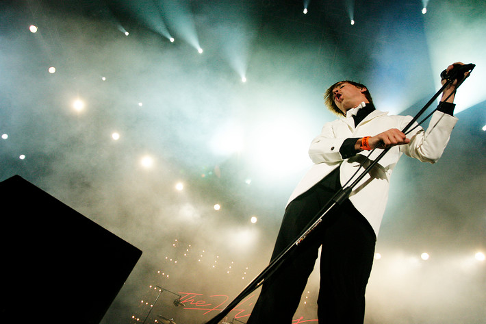 2005-06-18 - The Hives at Hultsfredsfestivalen, Hultsfred