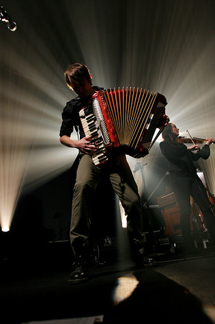 2007-11-02 - Lars Winnerbäck at Agnebergshallen, Uddevalla
