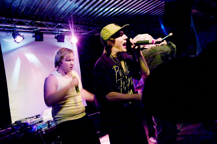 2007-12-01 - Apan at Digital Tone Festival, Umeå
