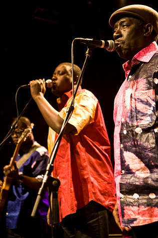 2007-12-15 - Orchestra Baobab at Kägelbanan, Stockholm