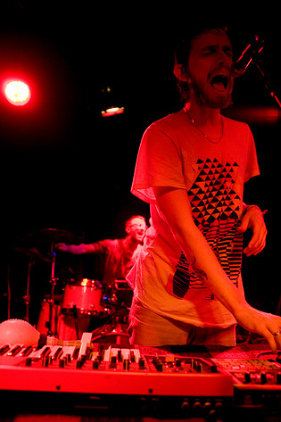 2008-02-27 - Yeasayer från Pustervik, Göteborg