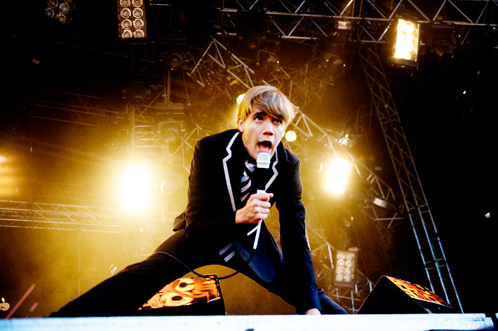 2008-06-26 - The Hives at Peace & Love, Borlänge