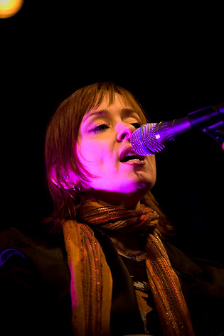 2008-06-27 - Suzanne Vega at Peace & Love, Borlänge