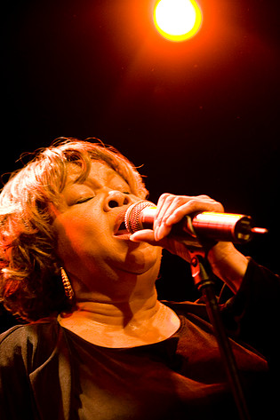 2008-07-30 - Mavis Staples från Trädgår'n, Göteborg