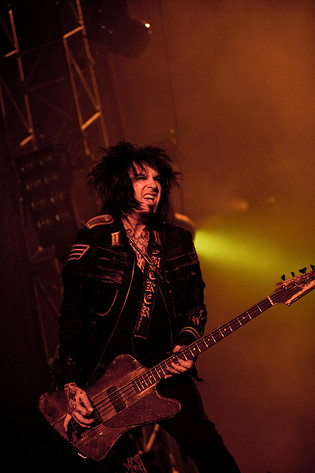 2009-06-25 - Mötley Crüe at Peace & Love, Borlänge