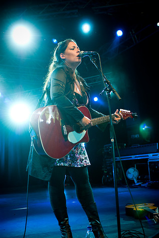 2009-06-27 - Sanna Carlstedt at Peace & Love, Borlänge