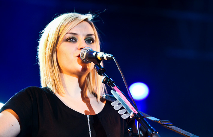 2009-08-01 - Amy Macdonald at Storsjöyran, Östersund