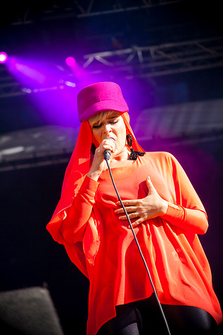 2009-08-14 - Robyn från Way Out West, Göteborg