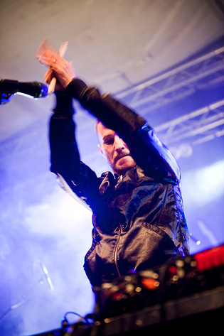 2009-08-29 - Miike Snow at Popaganda, Stockholm