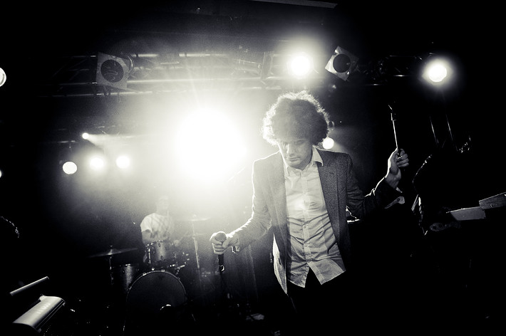 2009-09-03 - Passion Pit at Debaser Slussen, Stockholm