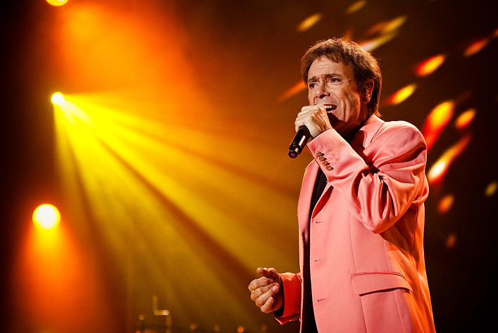 2009-11-14 - Cliff Richard & The Shadows at Malmö Arena, Malmö