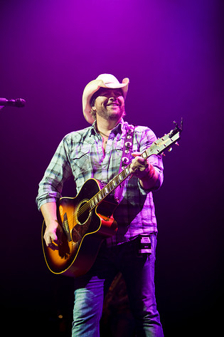 2009-11-16 - Toby Keith at Cirkus, Stockholm