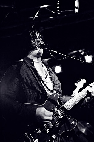2010-05-08 - The Brian Jonestown Massacre at Debaser Slussen, Stockholm