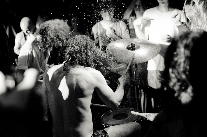 2010-05-19 - Monotonix från Debaser Slussen, Stockholm