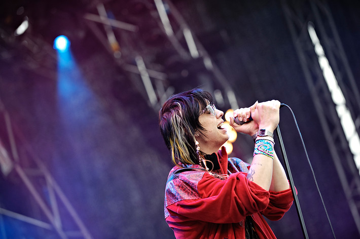 2010-06-30 - Julian Casablancas at Peace & Love, Borlänge