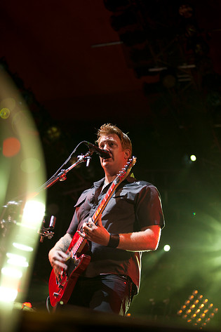 2010-07-02 - Them Crooked Vultures från Roskildefestivalen, Roskilde