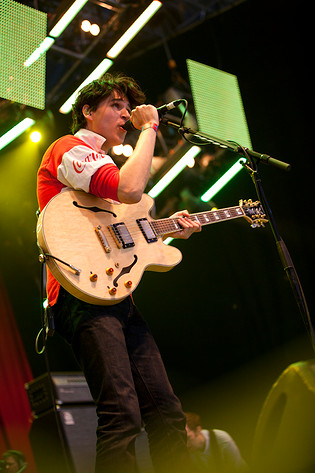 2010-07-03 - Vampire Weekend från Roskildefestivalen, Roskilde