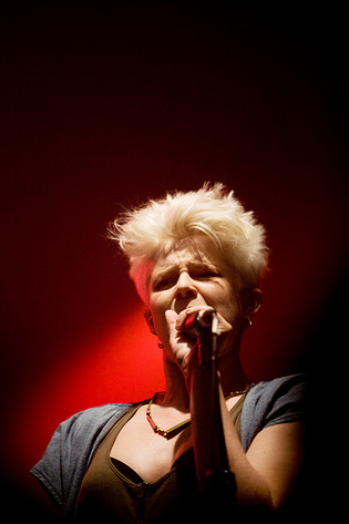 2010-07-15 - Robyn från Arvikafestivalen, Arvika