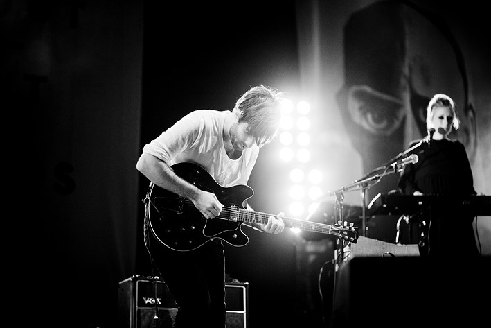 2010-08-21 - Shout Out Louds at Malmöfestivalen, Malmö