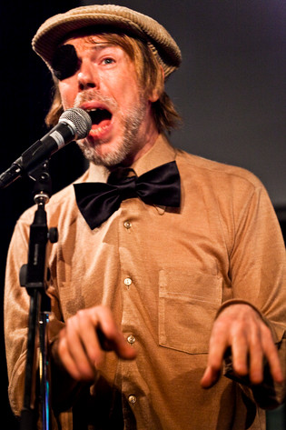 2011-02-24 - Momus från Södra bar, Stockholm