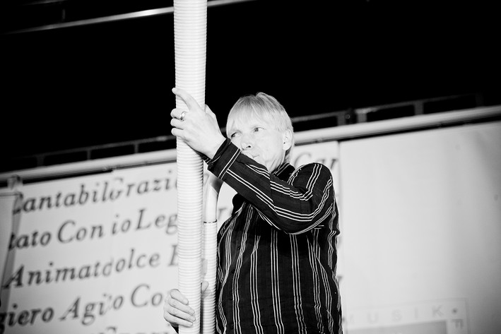2011-06-28 - Hornroh at Apelrydsladan, Båstad