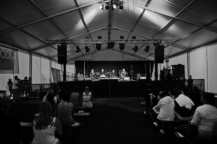 2011-06-29 - Teater "En värld att leva i" från Peace & Love, Borlänge