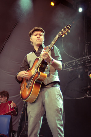 2011-08-19 - Andi Almqvist at Malmöfestivalen, Malmö