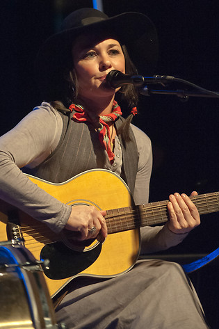 2012-05-06 - Sophie Zelmani at Bierhübeli, Bern