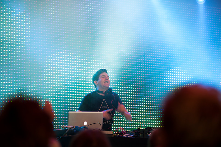 2012-05-26 - Dillon Francis från Dans Dakar, Stockholm