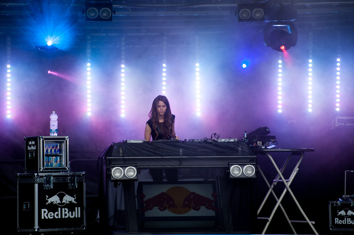 2012-07-14 - Victoria Tinggren at Open Air Housefestival, Växjö