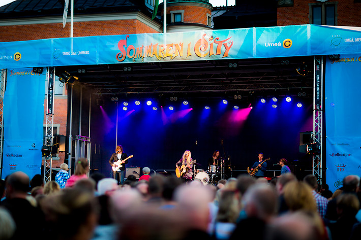 2012-07-18 - Lisa Miskovsky at Rådhustorget, Umeå