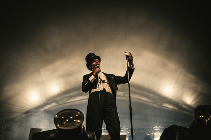 2012-08-22 - The Hives at Malmöfestivalen, Malmö