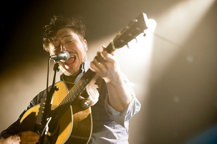 2013-04-10 - Mumford & Sons från Annexet, Stockholm