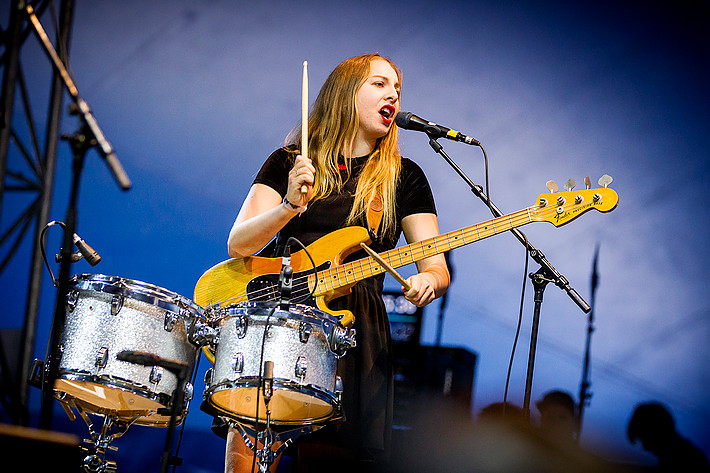 2013-08-09 - Haim från Way Out West, Göteborg