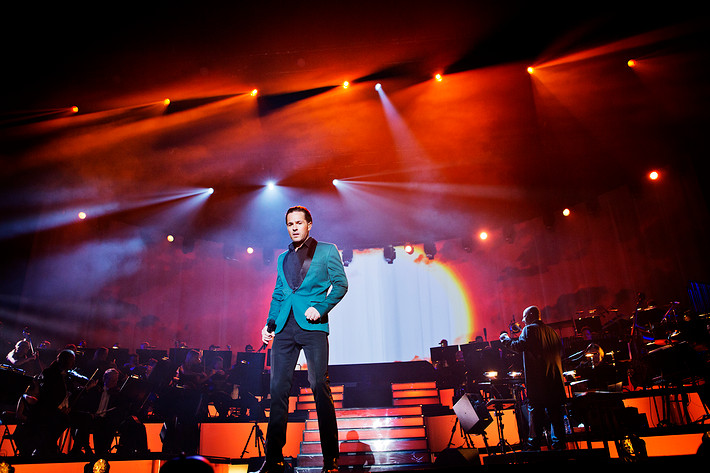 2013-10-12 - Peter Jöback at Globen, Stockholm