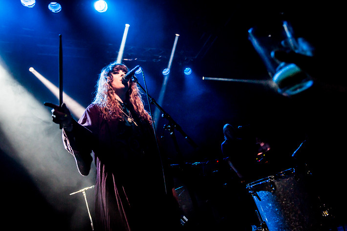 2013-11-08 - Sibille Attar at Debaser Medis, Stockholm
