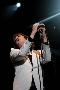 2004-06-27 - The Hives at Hurricane - Southside, Hamburg