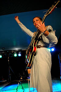 2005-07-15 - Jenny Wilson at Arvikafestivalen, Arvika