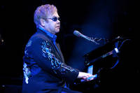 2010-12-04 - Elton John at Scandinavium, Göteborg