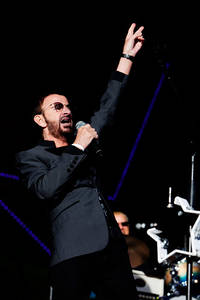 2011-06-10 - Ringo Starr and His All Star Band från Liseberg, Göteborg